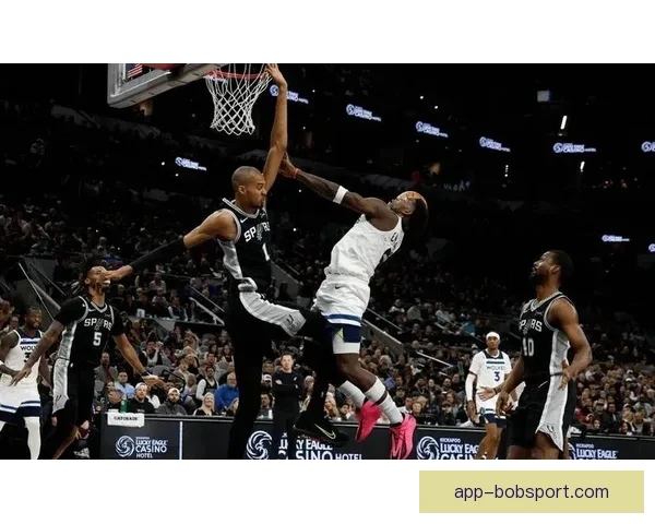 文班亚马渴望MVP殊荣但数据差距过大难与两大巨头抗衡